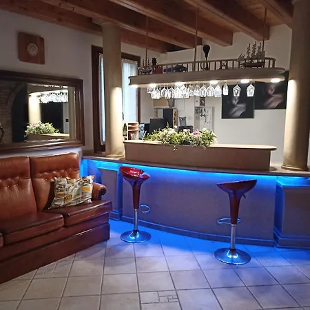 Villamoreno Alojamento de Acomodação e Pequeno-almoço Merlara