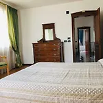 Villamoreno Panzió Merlara
