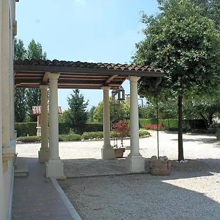 Villamoreno 3* Merlara
