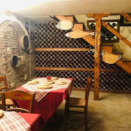 Villamoreno 住宿加早餐酒店 Merlara